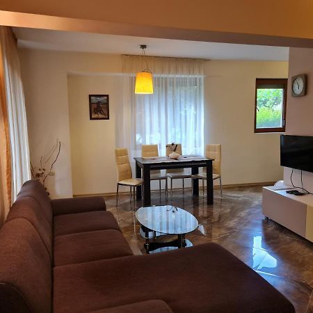 Aпартамент Момина Сълза Appartement Hisarya Buitenkant foto