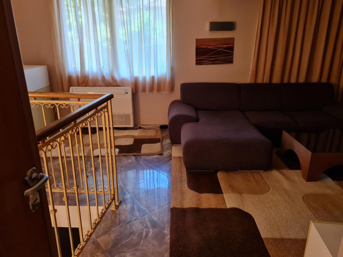 Aпартамент Момина Сълза Appartement Hisarya Buitenkant foto