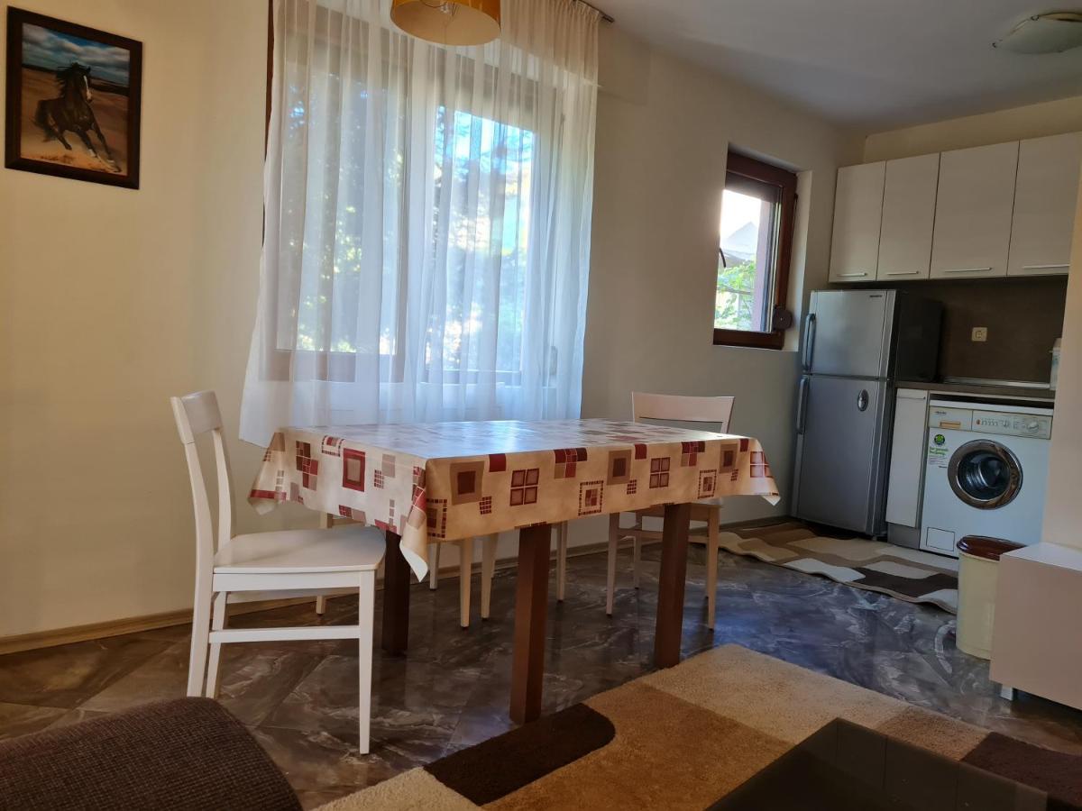 Aпартамент Момина Сълза Appartement Hisarya Buitenkant foto