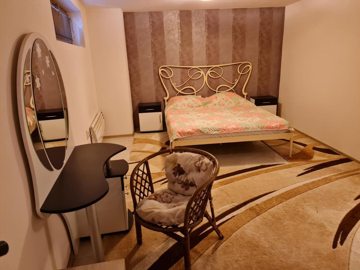 Aпартамент Момина Сълза Appartement Hisarya Buitenkant foto